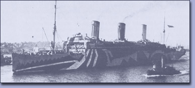 Die beschlagnahmte Vaterland wird der Truppentransporter Leviathan, 1917
