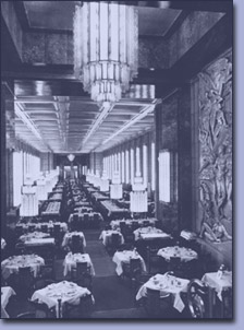 Der berühmte Speisesaal der 1. Klasse auf der Normandie
