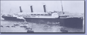 Die Vaterland verlässt den Hamburger Hafen, 1914